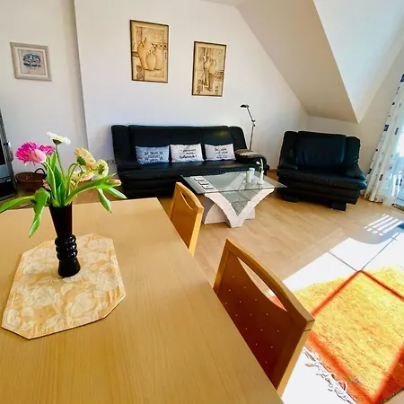 Sunshine Apartment *
